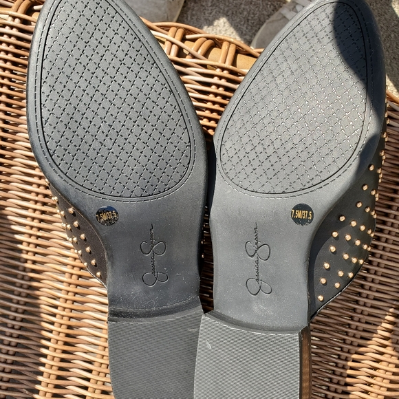 Shoes - Picture 3 of 3